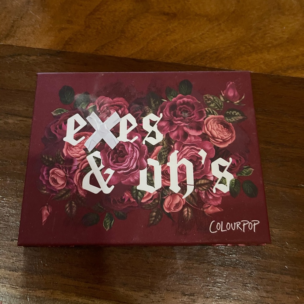 Colourpop eyeshadow palette